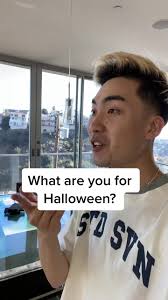 what’s ur Halloween costume tiktokers #halloween #halloweekend