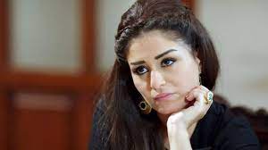 أثارت الفنانة منة فضالي القلق بعد كتابتها تدوينة على حسابها الشخصي بفيسبوك، طلبت به المساعدة من جمهورها واصدقاءها من شخص مجهول حاول اقتحام منزلها والتعدي عليها. Ø´Ø§Ù‡Ø¯ Ù…Ù†Ø© ÙØ¶Ø§Ù„ÙŠ ØªÙ†Ø´Ø± ØµÙˆØ±Ø© Ù„Ù€ ÙƒØ§ØªØ¯Ø±Ø§Ø¦ÙŠØ© Ù†ÙˆØªØ±Ø¯Ø§Ù… Ø¨Ø¨Ø§Ø±ÙŠØ³ Ø§Ù„ÙˆÙƒØ§Ù„Ø© Ù†ÙŠÙˆØ²