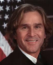 What if Clinton never cut his hair, setting a precedent for long-haired  presidents? : r/AlternateHistory