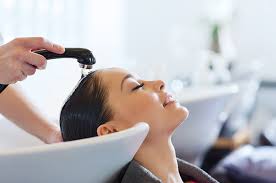 Fyi, produk untuk scalp therapy ini dipakai langsung di kulit kepala. Beragam Pilihan Perawatan Rambut Di Salon Kecantikan