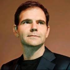 Jonathan Ross @JonathanRoss321