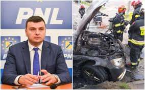 O ambulanță la fața locului. Lzwfqnjvra51xm