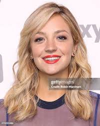 221 photos et images haute résolution de Elliott Jacob