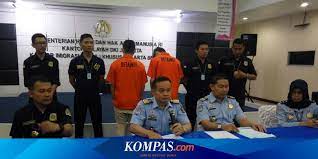 Pejabat mara daerah pasir mas: Wn Afganistan Yang Jadi Gigolo Ini Pasang Tarif Hingga Jutaan Rupiah