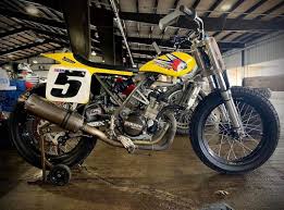 Suzuki 450 Flat Tracker Framer Motorcycle Flat Tracker Flat Track Motorcycle Tracker Motorcycle