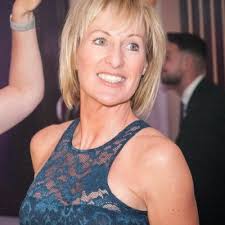 Colette Powell's Instagram, Twitter & Facebook