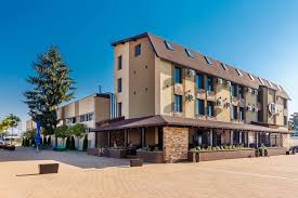 Domina imobiliare este cea mai mare agenție din oltenia, activând în târgu jiu. Hotel Ymy Targu Jiu Videos Facebook