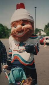 Honky was a normal car. Nyisles New York Islanders Sportsmascots Wikia Fandom