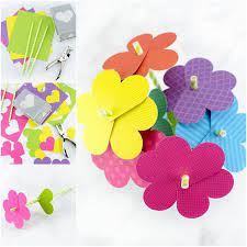 Pour les fabriquer, c'est assez facile, il faut juste se procurer du papier. Deco Printemps Maternelle 7 Idees Diy Ingenieuses