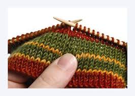 The icelandic knitter's jogless join. Jogless Circular Stripes Tutorial Knitting Knitting Tutorial Circular Knitting