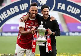 Share the best gifs now >>>. Arsenal 1 1 Liverpool 5 4 On Pens Gunners Win The Community Shield Daily Mail Online