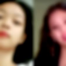 Blackpink's Jennie receives annual bouquet of blue roses from her mom