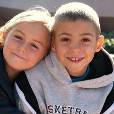 Do you remember MTV's "Evict Axl" contest from 1991? 400,000 people  applied. The winner turned out to be Erika Alden, a student at the  University of Akron.