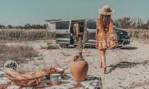 While facebook cover photo size doesn't seem like a big deal, it is. The 10 Best Bohemian Bloggers On Instagram You Need To Follow