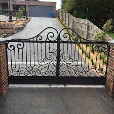 Harga fiber viber penutup pagar plastik motif minimalis uv protection 50cm. Jasa Pemasangan Berbagai Jenia Pagar Minimalis Silahkan Yang Mau Pesan Jasa Pasang Pagar Minimali Wrought Iron Gate Designs Wrought Iron Gates Iron Gate Design