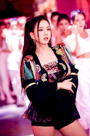 Jisoo Pics On Twitter Blackpink Jisoo Blackpink Fashion Black Pink Kpop