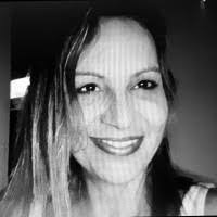 Mariana Knapp's Instagram, Twitter & Facebook