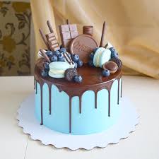 Drip Cake Gateau Anniversaire Facile Decoration Gateau Chocolat Idee Gateau