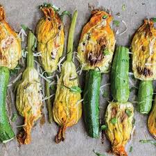 Lola On Instagram Fleurs De Courgette Farcies Recette Prechauffer Le Four A 180 C Dans Une Poele Faites Revenir Un Oig Vegetables Food Zucchini