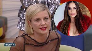 Attrice e conduttrice, ho viaggiato con corrado, mike e raimondo! Antonella Mosetti Against Antonella Elia She Is Not Stupid She Is Crazy Then Reveal An Old Anecdote Newsylist Com