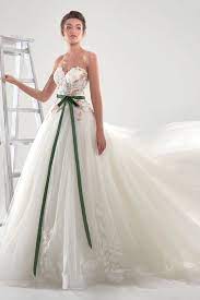 Hochzeitskleid glitzer tütte marit hochzeitskleid. Prinzessinnen Brautkleider Feminine Hochzeitskleider Im Duchesse Stil