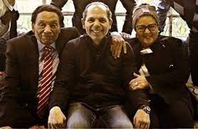 يحرص الإعلامي رامي رضوان على طمأنة جمهور الفنانة دلال عبدالعزيز، والدة زوجته الفنانة دنيا سمير غانم، والإفصاح عن تطورات حالتها الصحية دوريا منعا للشائعات Zaiaogsvotlnfm