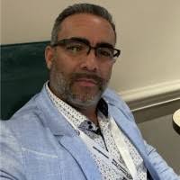 200+ "Liván" profiles