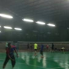 Our training classes are available now over your weekend, let's take a free trial lesson from us. Photos At Ara Courts Badminton Hall Badminton Court