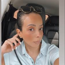 Mrs. Vivian Farid's Memorial Website