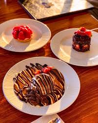 Mutlu Olmanin En Tatli Hali Pelit Pasta Brownie Cikolata Chocolate Dessert Desserts Love Eat Eating Yum Desserts Food Cake