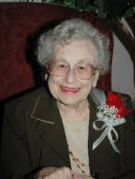 Janet Lyon's Instagram, Twitter & Facebook