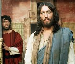 Ἡ δὲ τῆς δικαιοσύνης αὐτοῦ φήµη διήρχετο ὅλην τὴν χώραν. Etsi Einai Shmera Oi Prwtagwnistes Ths Tainias O Ihsoys Apo Th Nazaret Queen Gr