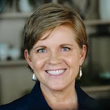 Nicole Spindler's Instagram, Twitter & Facebook