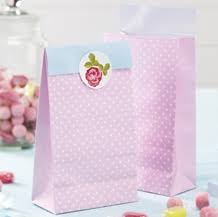 Caja comunión gold rellena de chuches. Recipientes Bolsas Y Cajas Para Chuches Golosinas Y Palomitas