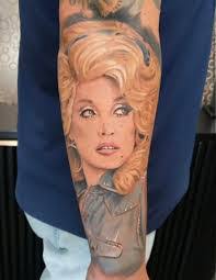 Gerald Neeley's Instagram, Twitter & Facebook