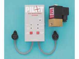 Shuts gas valve and turns off gas detector. Pilot Gas Alarm Double Sensor With Gas Shut Off Valve 12v Mount Batten Boathouse