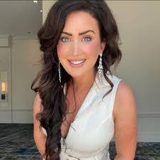 Megan Getchell's Instagram, Twitter & Facebook