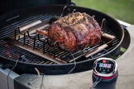 How To Grill Prime Rib With A Fan Favorite Recipe Grilling Inspiration Weber Grills Grilled Prime Rib Cooking Prime Rib Roast Cooking Prime Rib