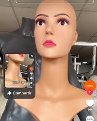 Alguien sabe donde conseguir llantas nuevas? mas que todo que sea honesto,  tengo cotizaciones desde 8000 bs a 5000 bs por la misma marca y es bastante  raro. Busco llantas 215/60 17