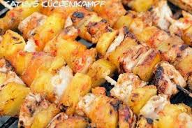 Hahnchen Ananas Spiesse Mit Mango Honig Glasur Kartoffelecken Rezept Susskartoffeln Grillen Susskartoffel Rezepte Gesund