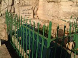 قبر الصحابي الجليل عبادة بن الصامت في قبور الأنبياء والاولياء وصالحين Facebook