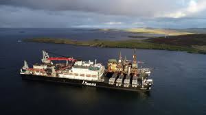 Vessel pioneering spirit is a crane ship, registered in malta. Riviera News Content Hub World S Largest Ship Gets Lifting System Upgrade