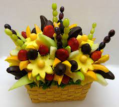 Mama Day Can I Make It Edible Fruit Arrangements Fruit Recipes Edible Arrangements