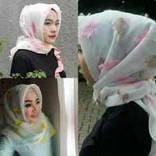 Model baju gamis hijab seringkali menawarkan gaya yang variatif dan tentunya sangat cocok untuk kamu koleksi. Ruby Rubiah Bulu Angsa Segi4 Linen Olshop Fashion Olshop Muslim Di Carousell