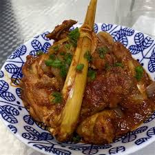 Setiap kali nak masak memang saya suruh dia masuk dapur sekali. Ayam Masak Merah Sedap Ayam Masak Merah Wan Chu Yang Mudah Sedap Dan Terlaris It Is Different Both In Texture And The Flavours In The Sauce Surjaya Nyai