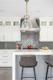 42 Colorfull Herringbone Backsplash Ideas Trendy In 2020 Herringbone Backsplash Herringbone Tile Backsplash Kitchen Designs Layout
