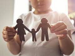 Problemele cu copiii cand sunt mari (in special adolescenti) le au toti parinti fie ca sunt cei biologici fie ca sunt cei adoptatori. Adoptie Copil