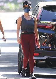 Updated 8:45 am et, tue december 29, 2020. Reese Witherspoon Enjoys Masked Jog With Pal After Kicking Off Viral 2020 In Photos Challenge Readsector