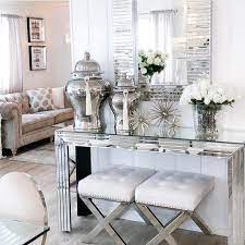 Follow Glamhomedecorr For More Home Inspiration Credi Interior Design Glam Living Room Living Room Decor Apartment