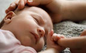 Wann muss ein baby krabbeln können im angebot 🤯 selektion beliebter ausführungen. Osteopathie Fur Babys Die Wichtigsten Fragen Und Antworten